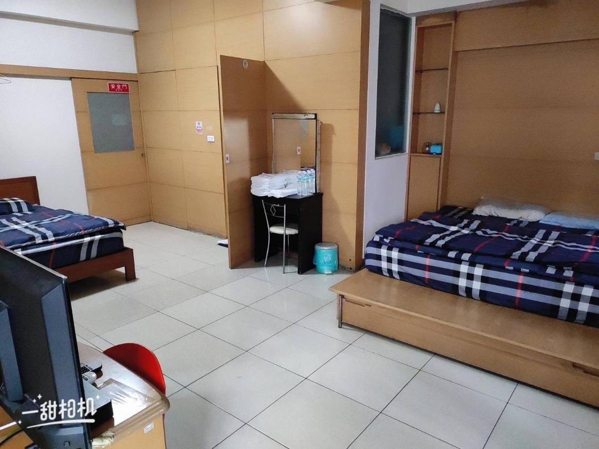 Dolphin Castle Bed & Breakfast Đông Cảng Ngoại thất bức ảnh
