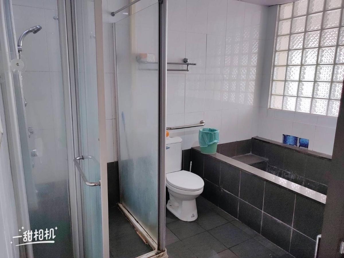 Dolphin Castle Bed & Breakfast Đông Cảng Ngoại thất bức ảnh