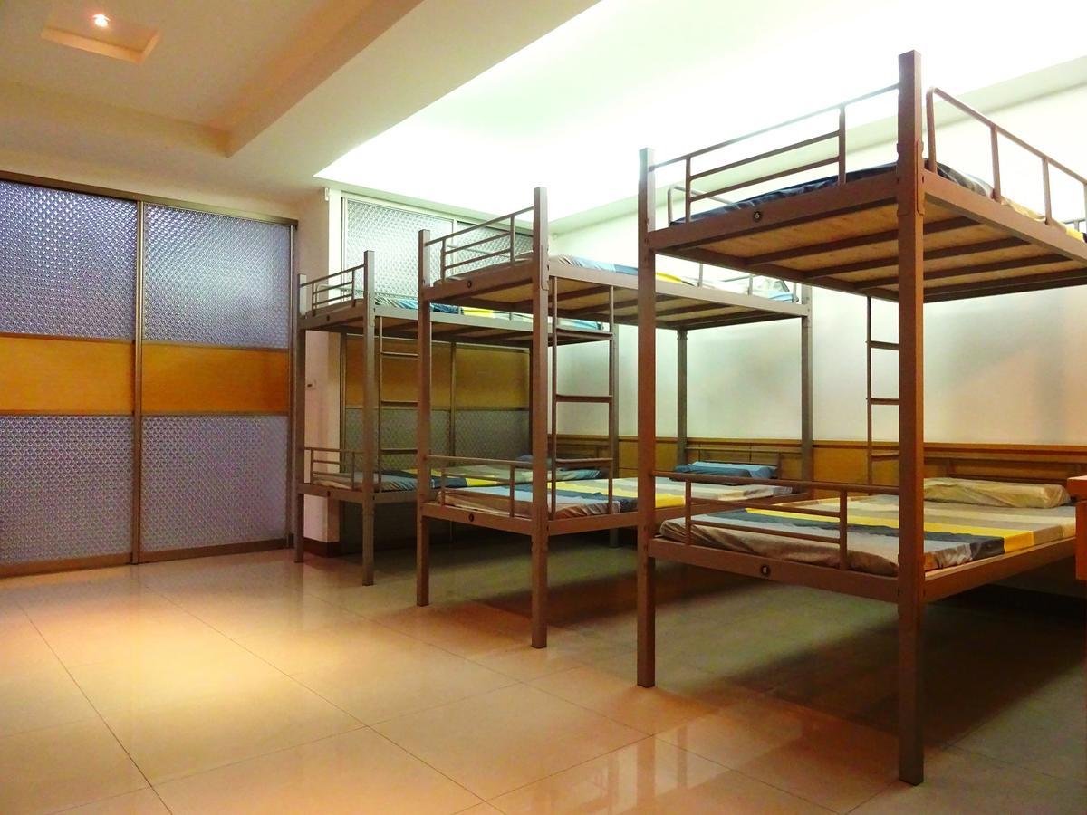 Dolphin Castle Bed & Breakfast Đông Cảng Ngoại thất bức ảnh